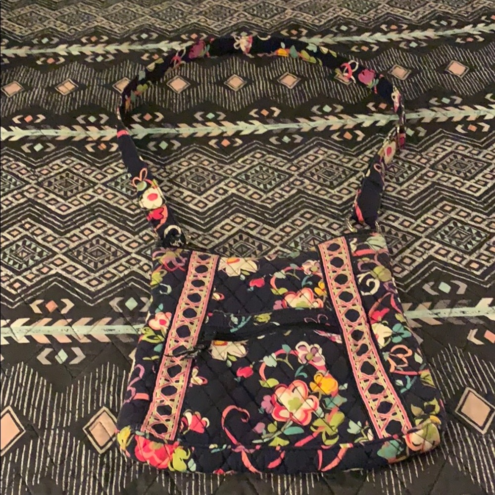 Vera Bradley purse perfect condition